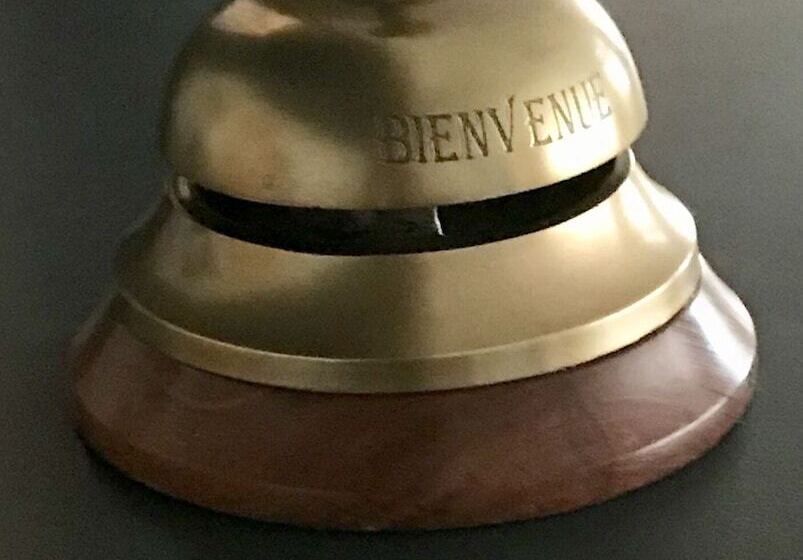 فندق The Originals Boutique, Hôtel Victoria, Châtelaillon Plage