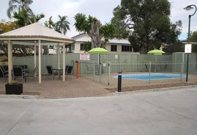 モーテル Country Roads Motor Inn Gayndah