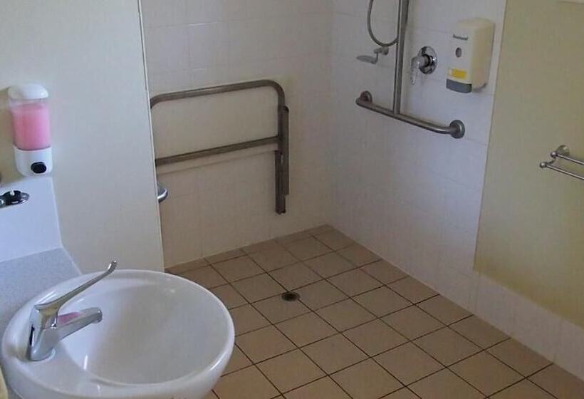 Мотель Country Roads Motor Inn Gayndah