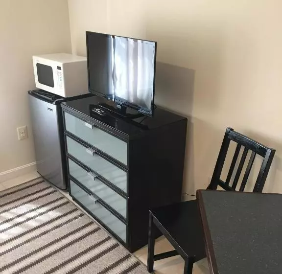 モーテル Misquamicut Beach Front Inn