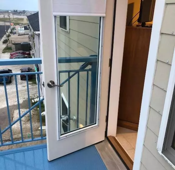 モーテル Misquamicut Beach Front Inn
