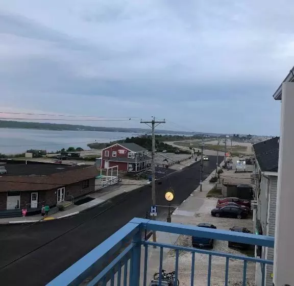 モーテル Misquamicut Beach Front Inn