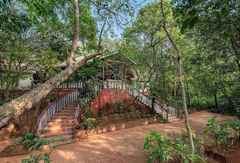 Saffronstays Parsi Manor, Matheran