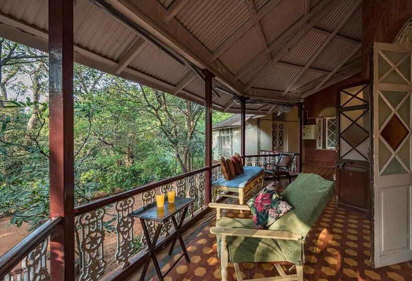 Saffronstays Parsi Manor, Matheran