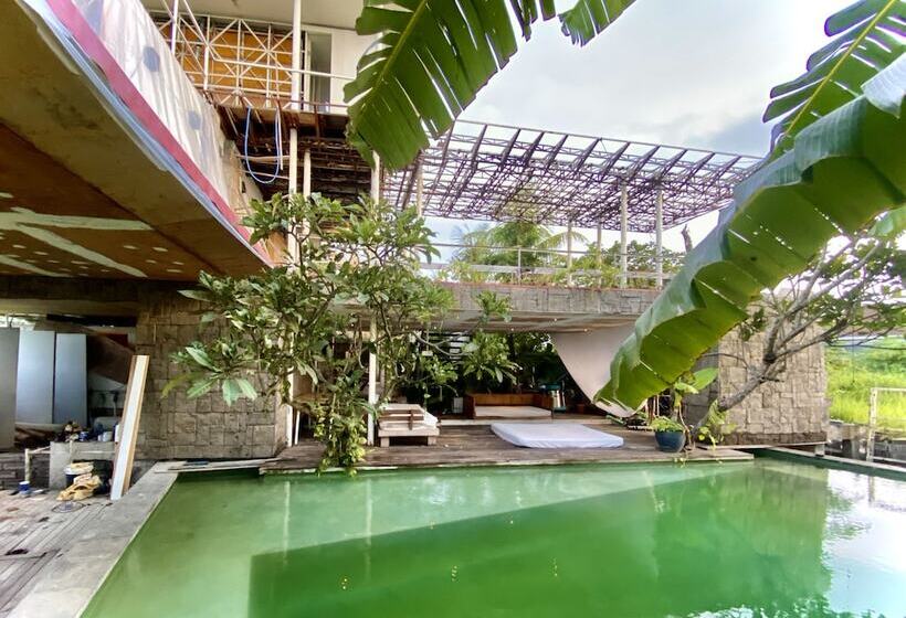 The Hide Hostel At Canggu