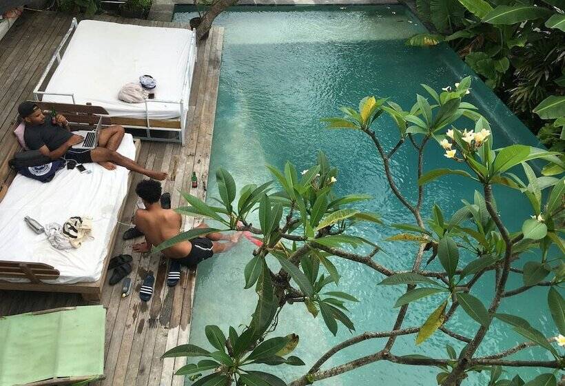 The Hide Hostel At Canggu