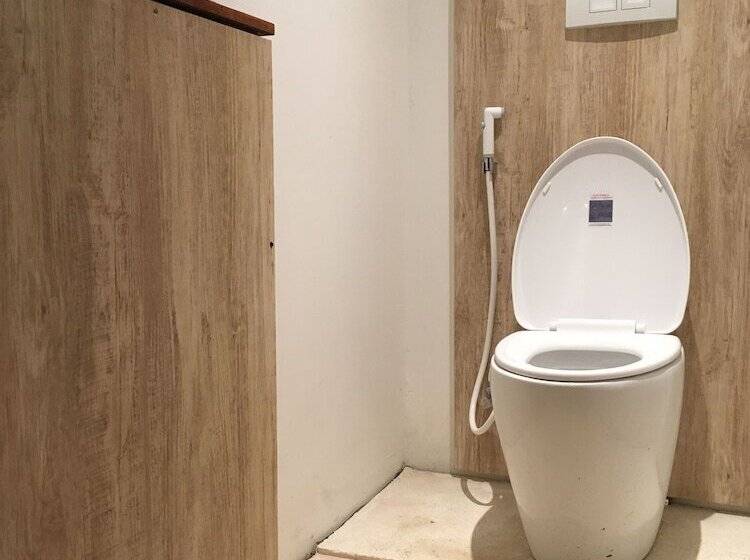 The Hide Hostel At Canggu