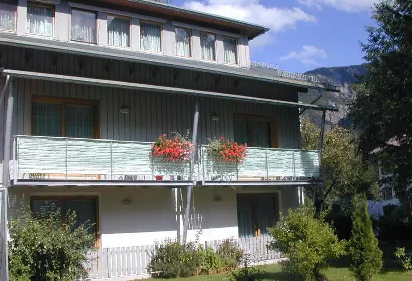 Wanderhotel Grüner Baum