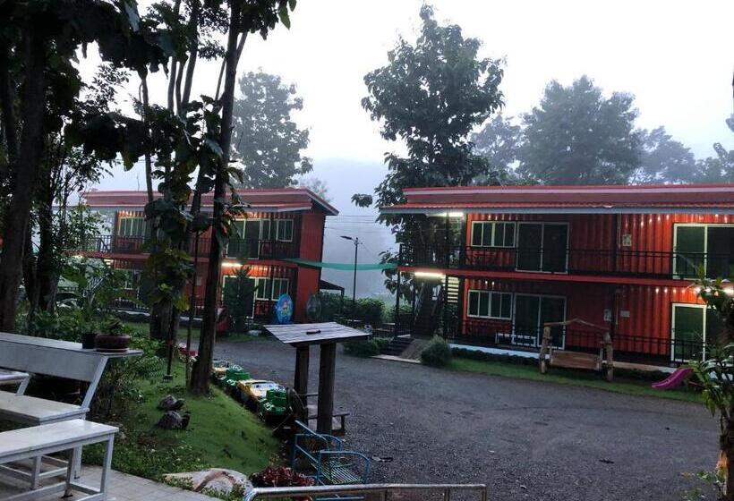 فندق صغير หนึ่งหกแปดconnerแอดเขาใหญ่