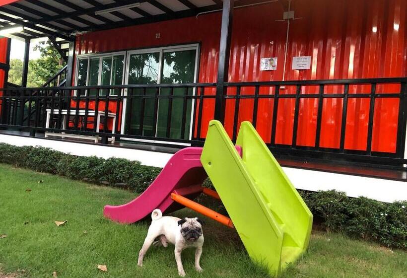 فندق صغير หนึ่งหกแปดconnerแอดเขาใหญ่