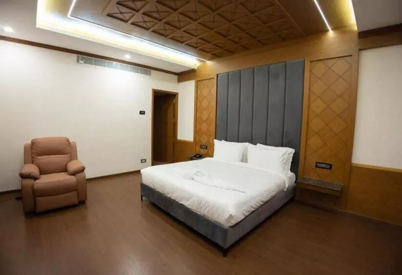 Baby Elite By Tio   The Indian Origin Hotels