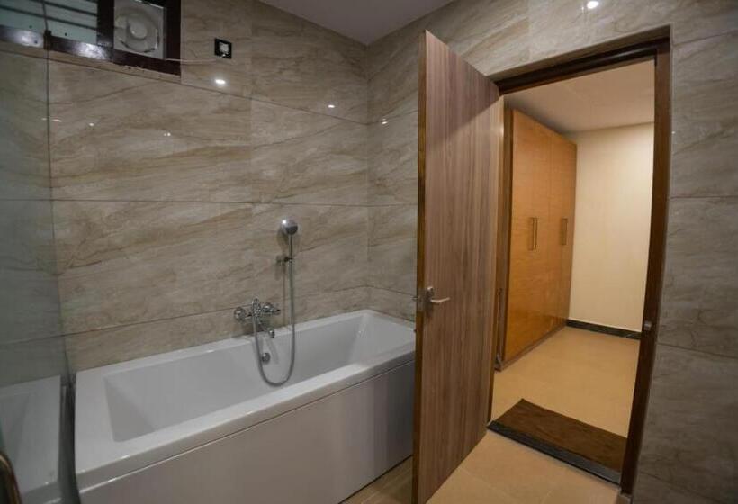 Baby Elite By Tio   The Indian Origin Hotels