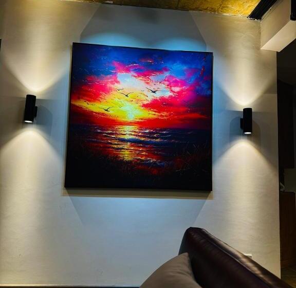 Chung Cư 2 Phòng Ngủ đầy đủ Tiện ích   Bể Bơi Miễn Phí   Trung Tâm Bãi Cháy