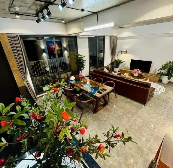 Chung Cư 2 Phòng Ngủ đầy đủ Tiện ích   Bể Bơi Miễn Phí   Trung Tâm Bãi Cháy