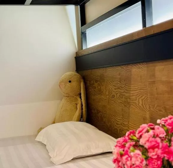 Chung Cư 2 Phòng Ngủ đầy đủ Tiện ích   Bể Bơi Miễn Phí   Trung Tâm Bãi Cháy