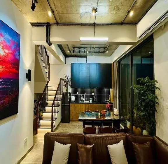 Chung Cư 2 Phòng Ngủ đầy đủ Tiện ích   Bể Bơi Miễn Phí   Trung Tâm Bãi Cháy