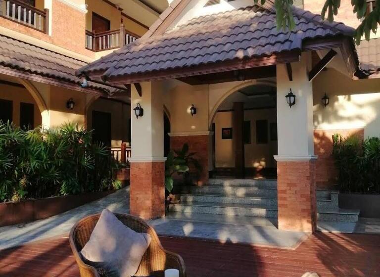 Hotel Baan Lanna Chiangrai