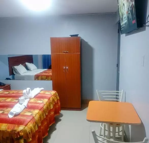 هتل Hostal Sinaloa Inn