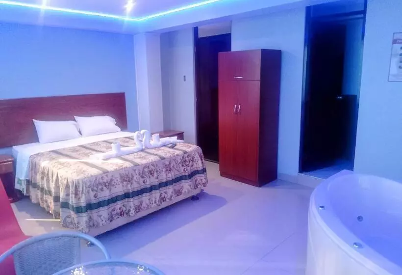 هتل Hostal Sinaloa Inn