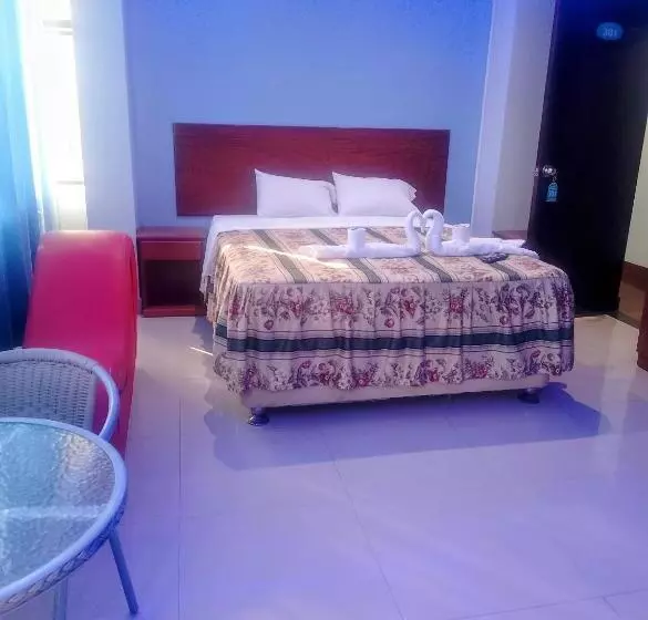 هتل Hostal Sinaloa Inn