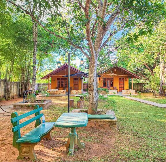 فندق Traget Safari Home Stay