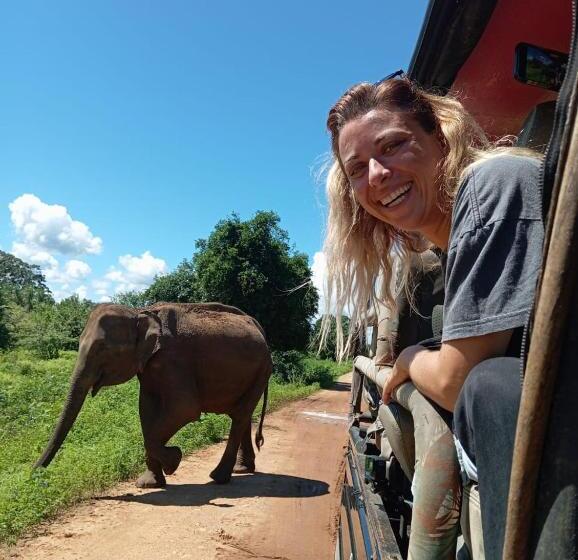 فندق Traget Safari Home Stay