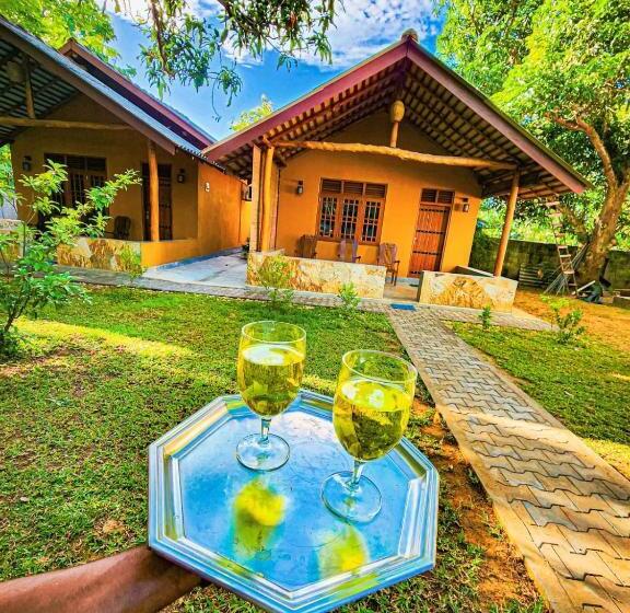 فندق Traget Safari Home Stay