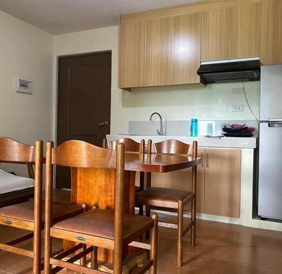 One Oasis Condotel By Dhebs