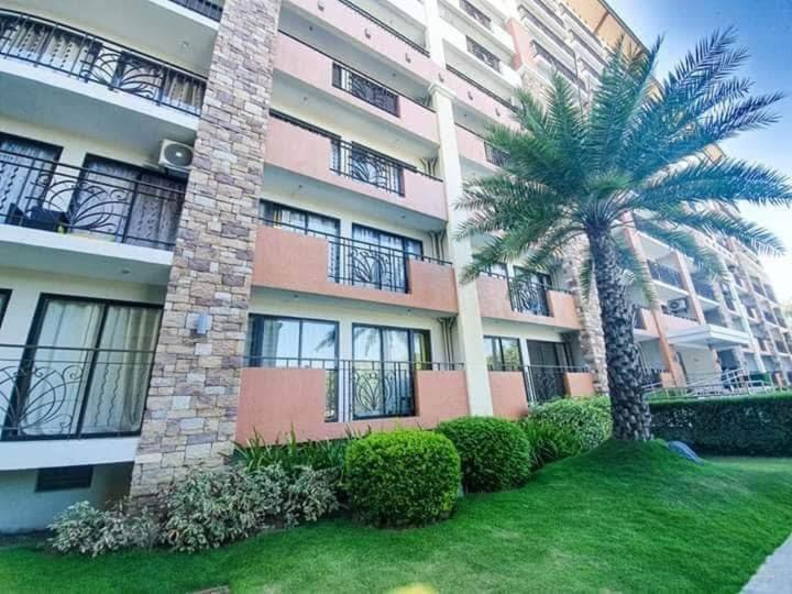 One Oasis Condotel By Dhebs