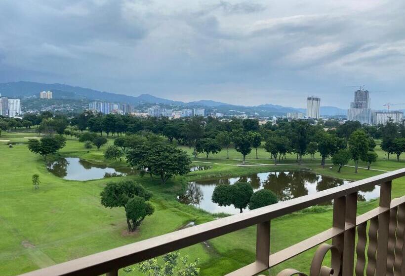 One Oasis Condotel By Dhebs