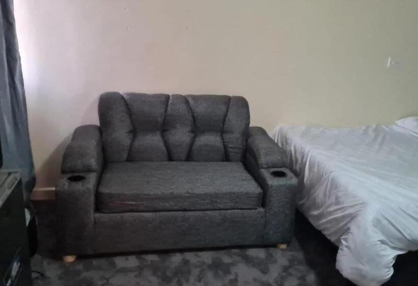 Pension Nashville Homes