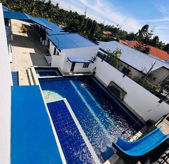 Skytel Resort Alfonso Cavite 2