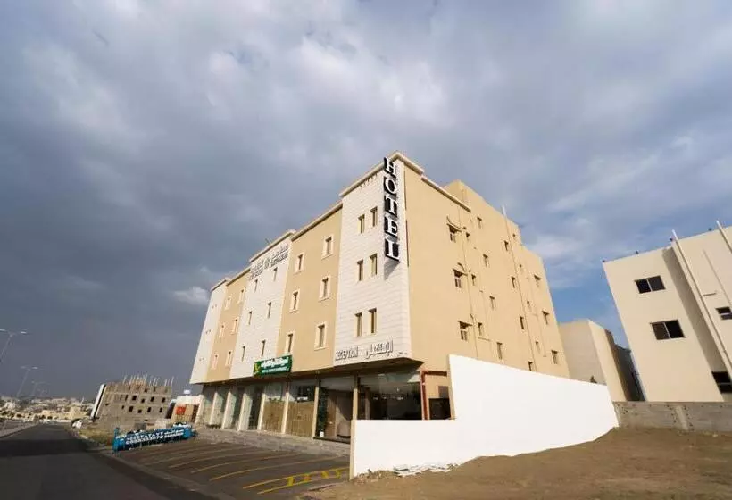 نصف الموسم للشقق المخدومة