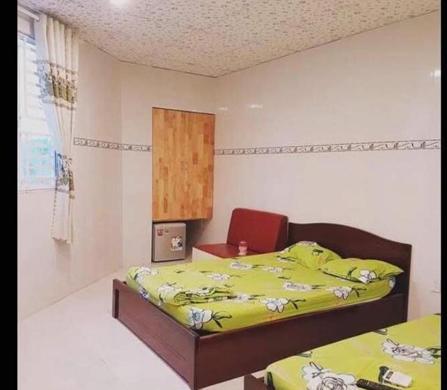 تختخواب و صبحانه Nhà Nghĩ Thanh Bình