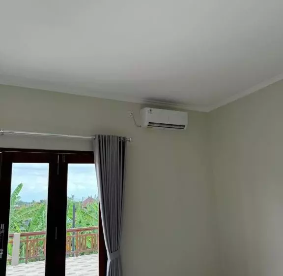 Aamiaismajoitus (B&B) Nyoman House