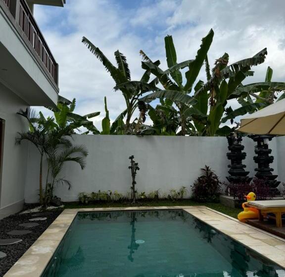 住宿加早餐 Nyoman House