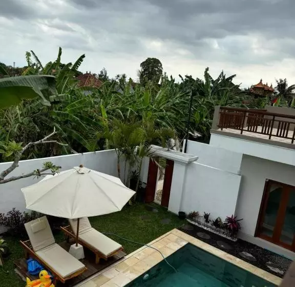 Aamiaismajoitus (B&B) Nyoman House