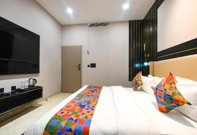 Fabhotel Prime Elegance Suites