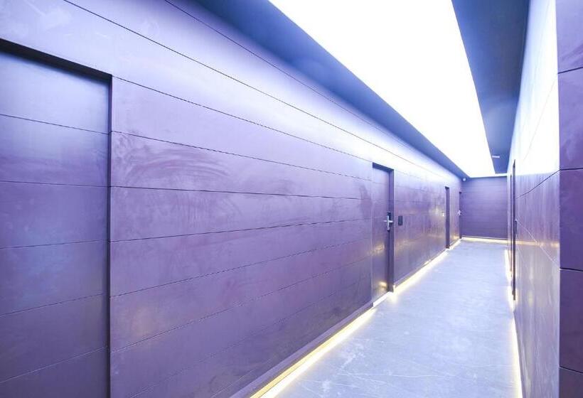 Fabhotel Prime Elegance Suites