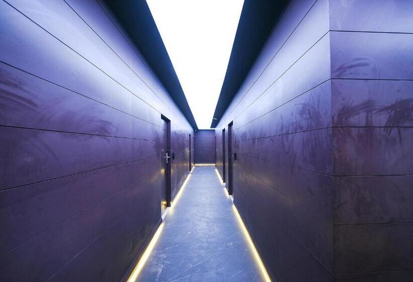 Fabhotel Prime Elegance Suites