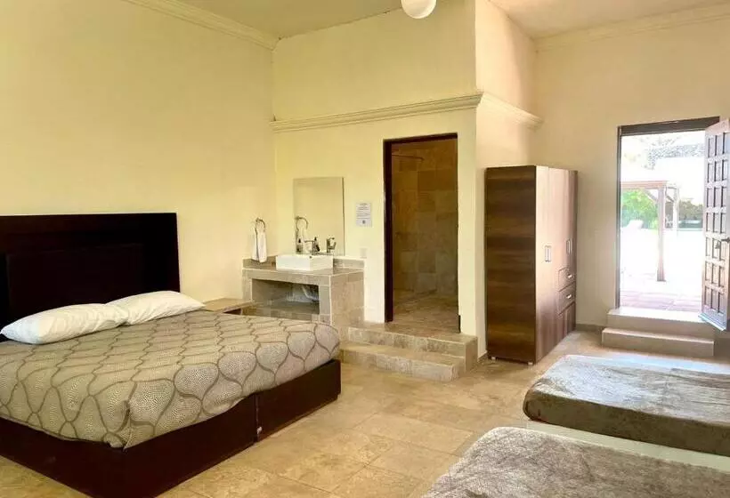 Hotelli Jardin Zen