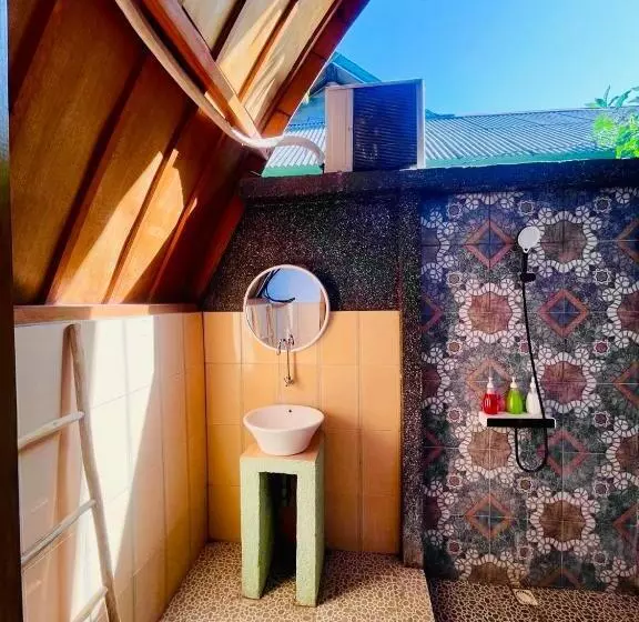 هتل Lagom Guest House