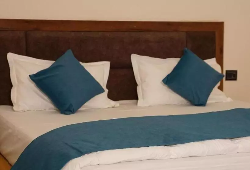 ホテル Maulyar Forest Resort