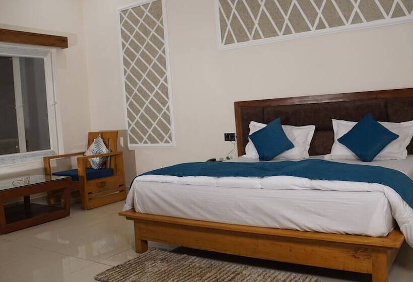Hotel Maulyar Forest Resort