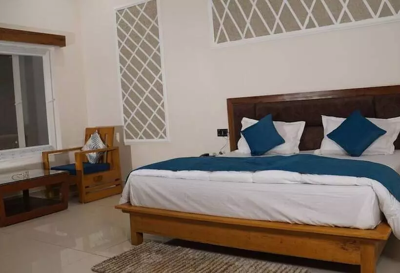 ホテル Maulyar Forest Resort