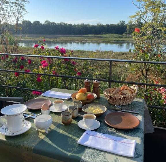 פנסיון Chambres Privées Au Dessus Du Restaurant Nuances