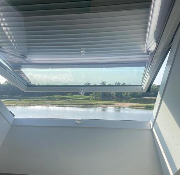 פנסיון Chambres Privées Au Dessus Du Restaurant Nuances