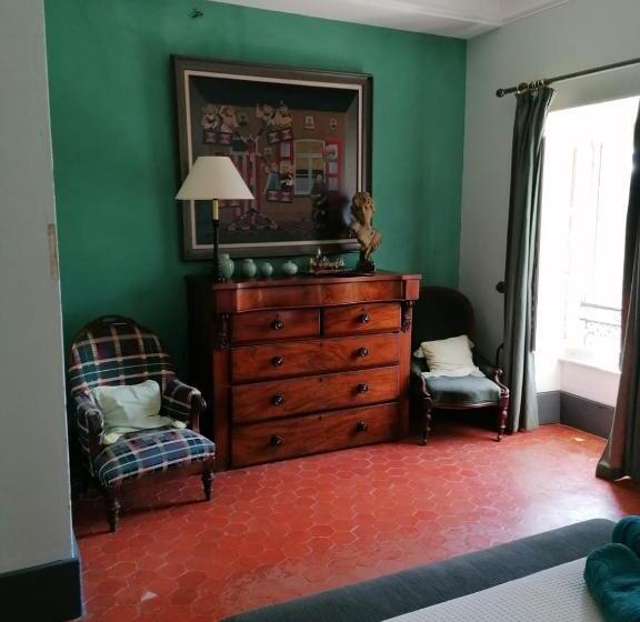 بنسيون Château Meilhen