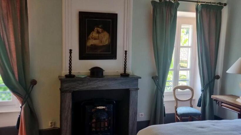 بنسيون Château Meilhen