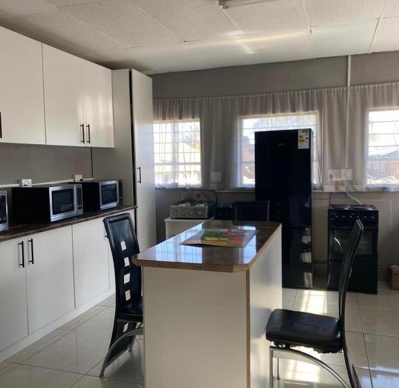 Pension Contractors Accommodation At Pio Guest House